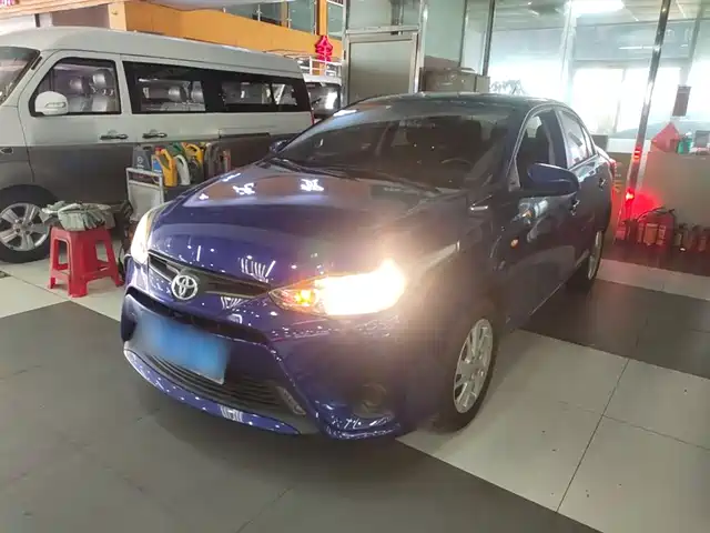 TOYOTA YARIS L TO ENJOY 2019