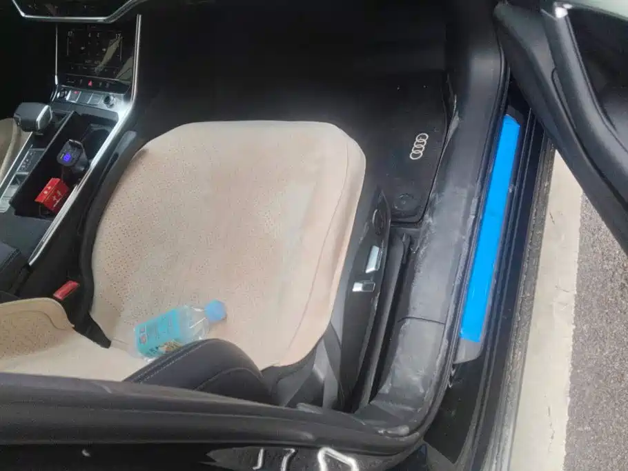 Audi A6L 2026 45 TFSI quattro