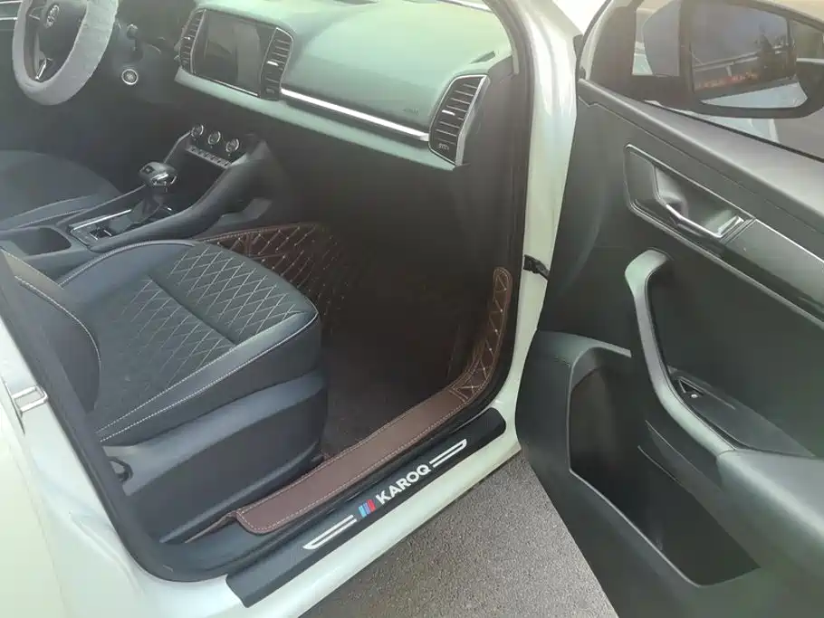 Skoda Karoq — миниатюра 8