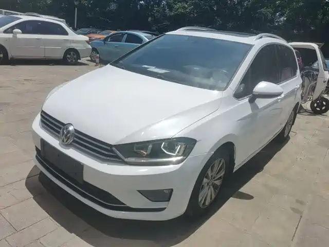 Volkswagen Golf Touran