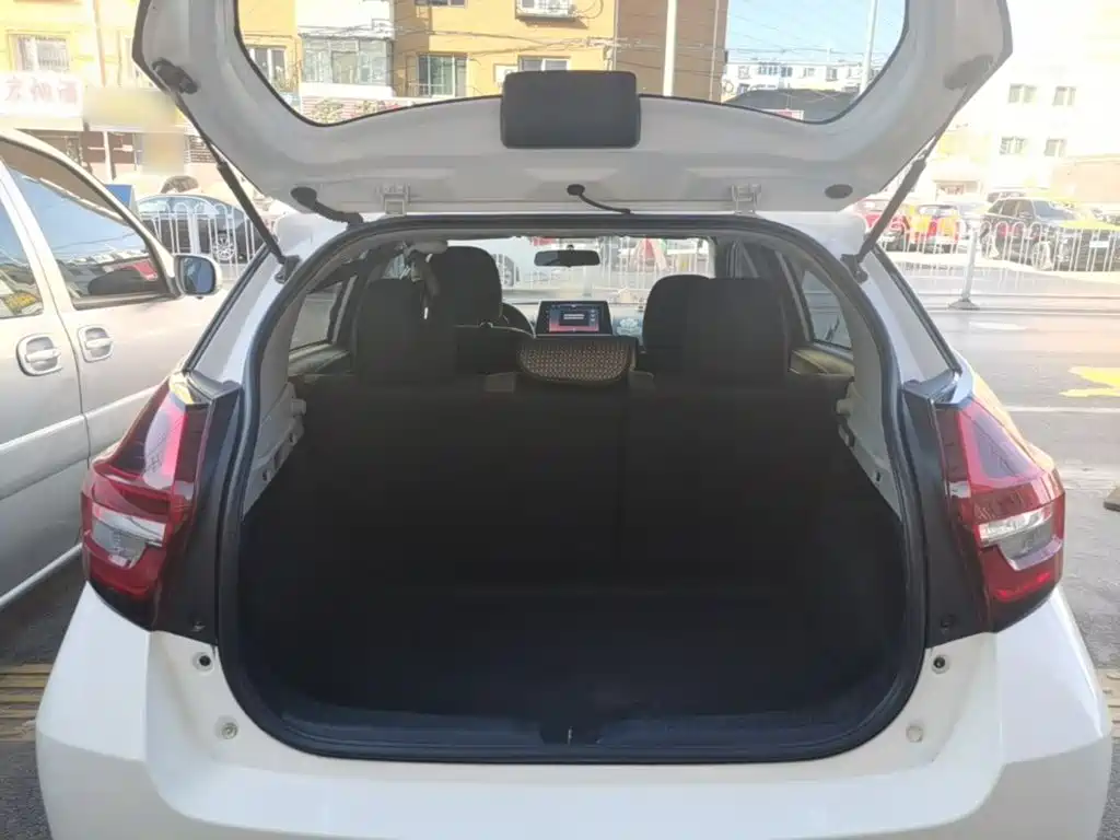 Toyota Vios FS — миниатюра 19