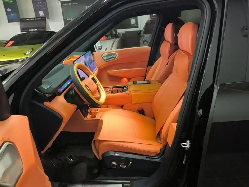 Lynk & Co 900 — миниатюра 15