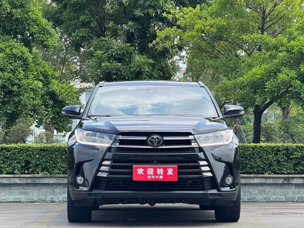 Toyota Highlander — миниатюра 2