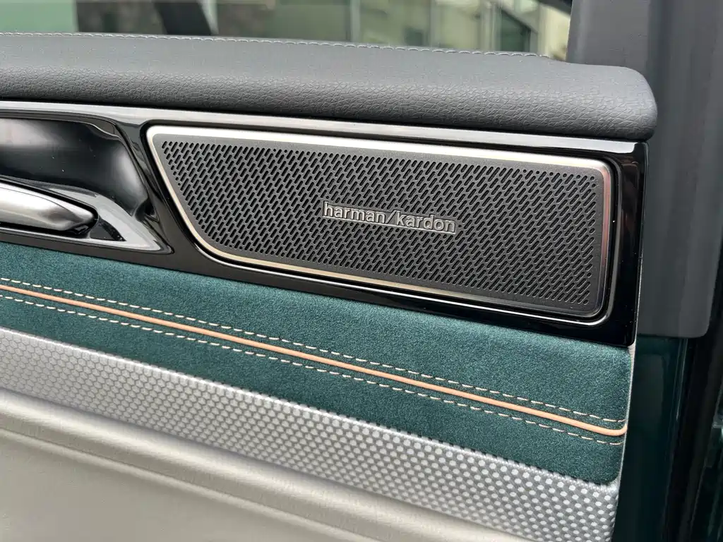 VOLKSWAGEN ID.7 VIZZION