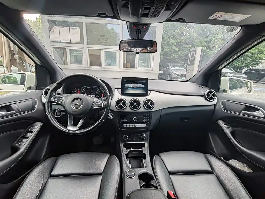 Mercedes-Benz B-Class — миниатюра 10