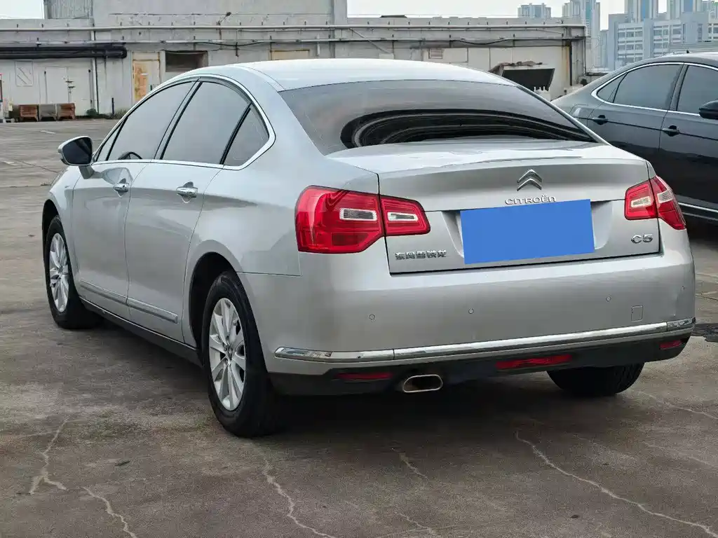 Citroen C5 — миниатюра 5