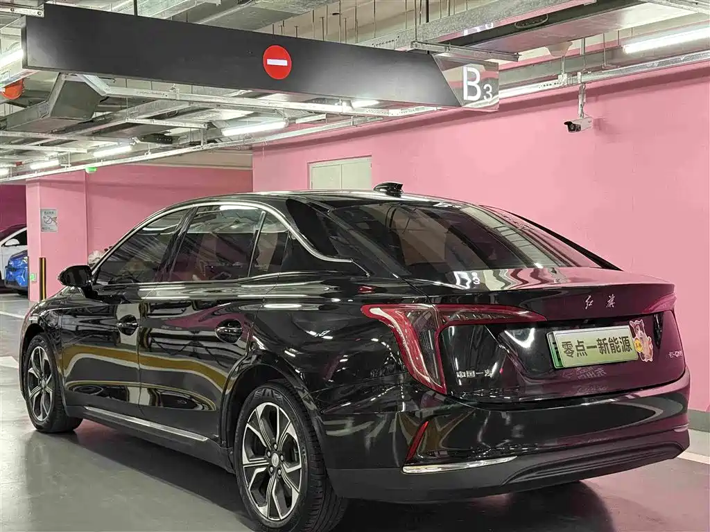 Hongqi Hongqi E-QM5 — миниатюра 4