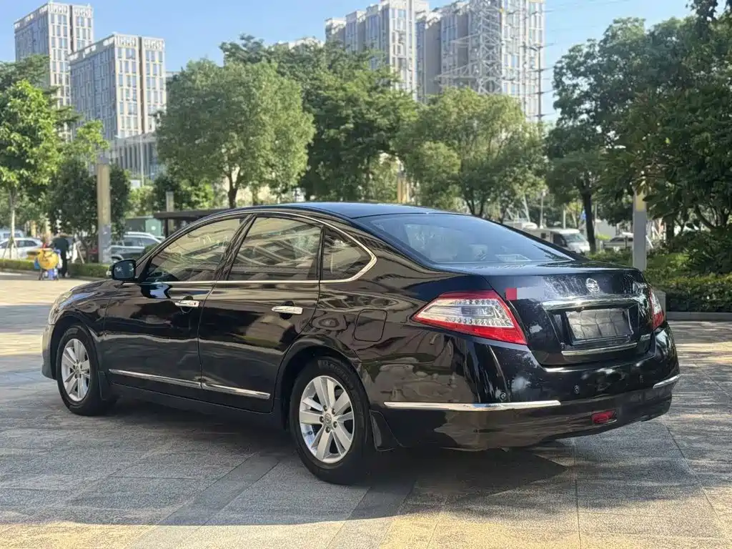 Nissan Teana — миниатюра 9