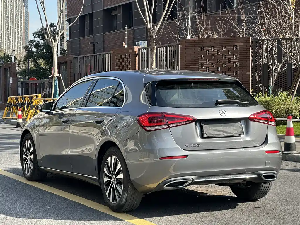 MERCEDES-BENZ A CLASS