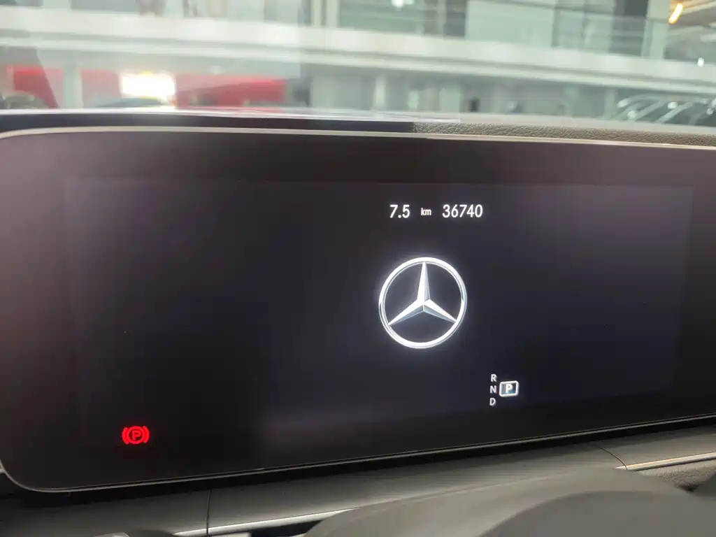 Mercedes-Benz GLS — миниатюра 6