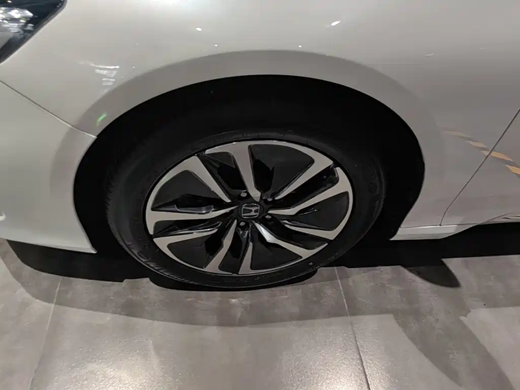 Honda Accord — миниатюра 23