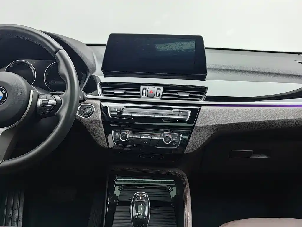 BMW X1 — миниатюра 12