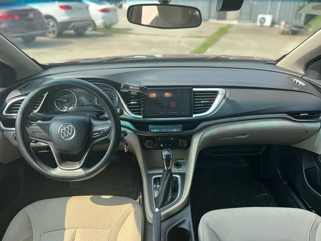 Buick Excelle — миниатюра 7