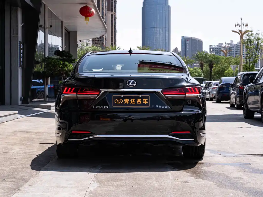 Lexus LS 2018 500h Executive V