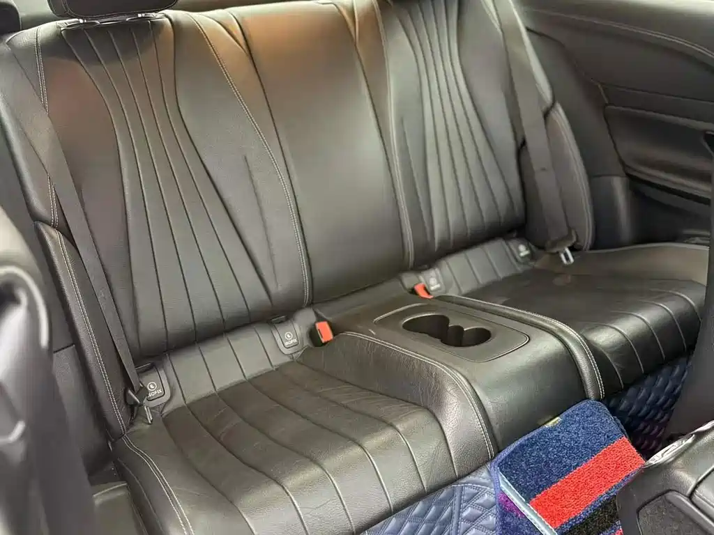 Mercedes-Benz E-Class (Import) — миниатюра 5