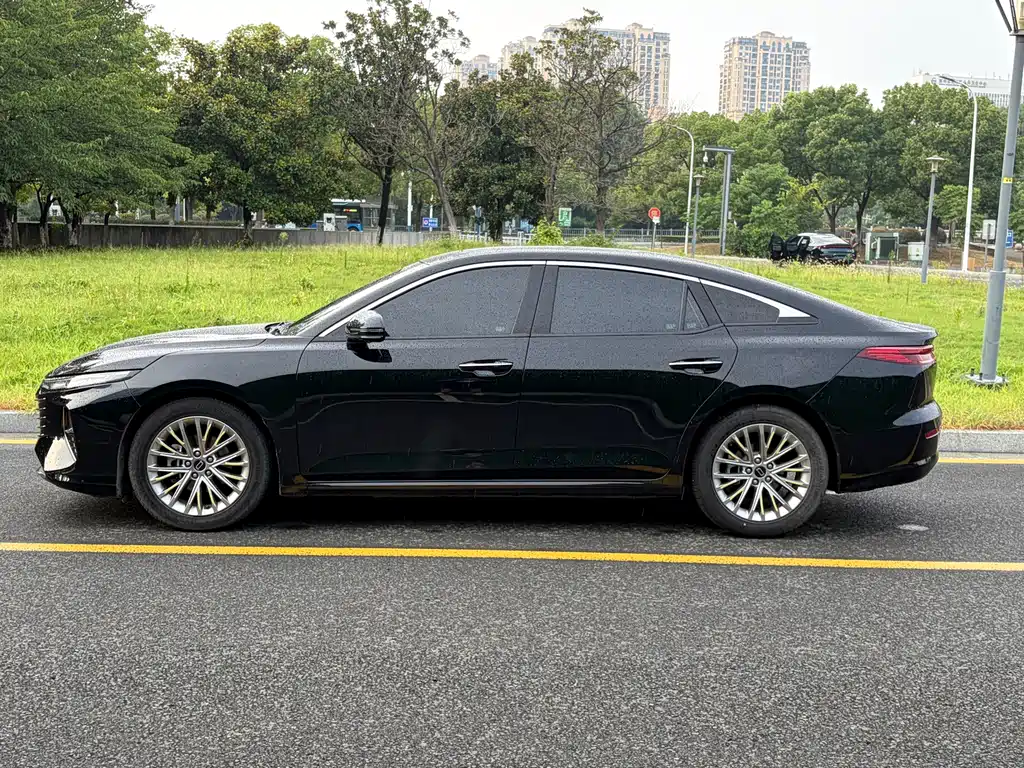 Bestune B70 — миниатюра 7