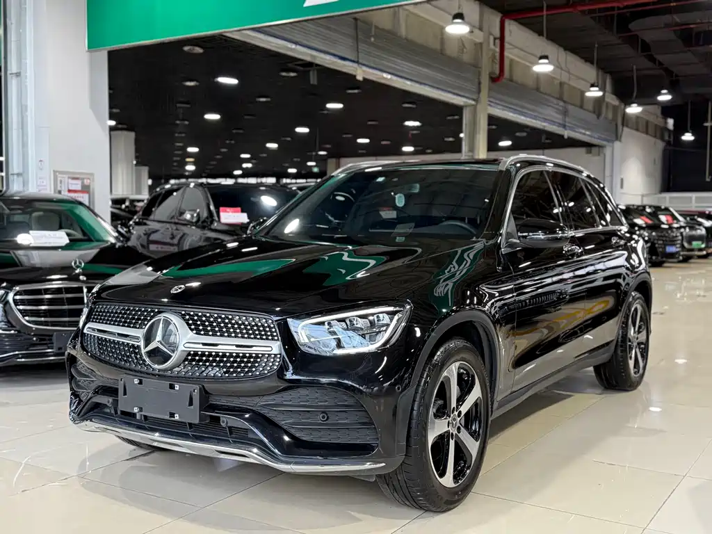 Mercedes-Benz GLC 2023