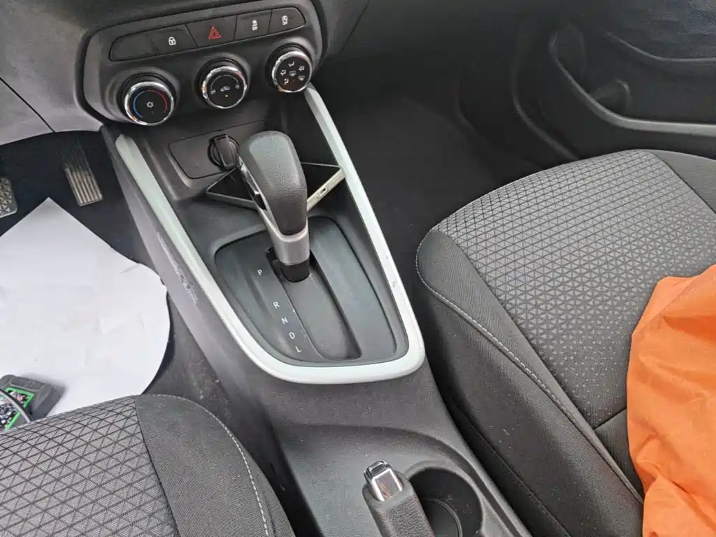 Chevrolet Cavalier — миниатюра 14