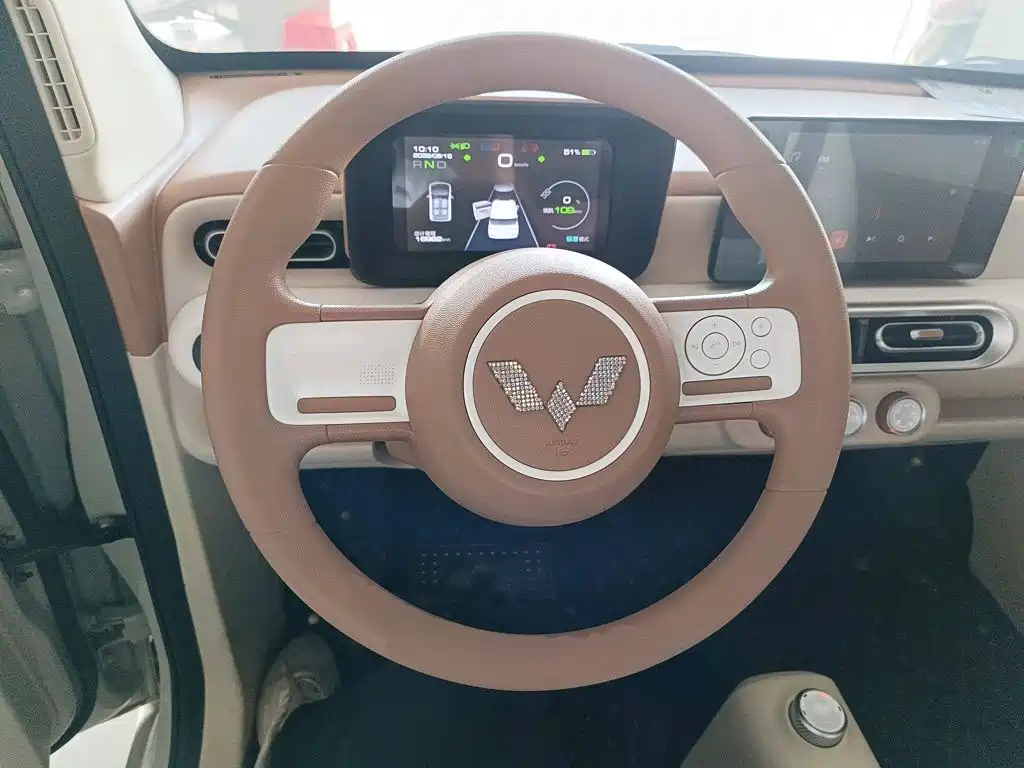 Wuling MINIEV — миниатюра 11