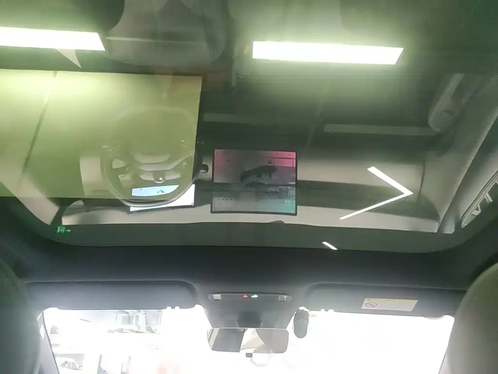 Lynk & Co Z20 — миниатюра 18