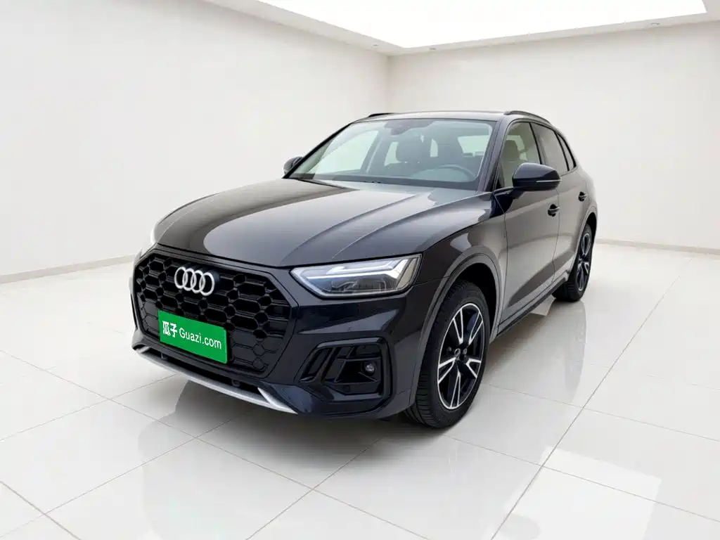 Audi Q5L — миниатюра 2
