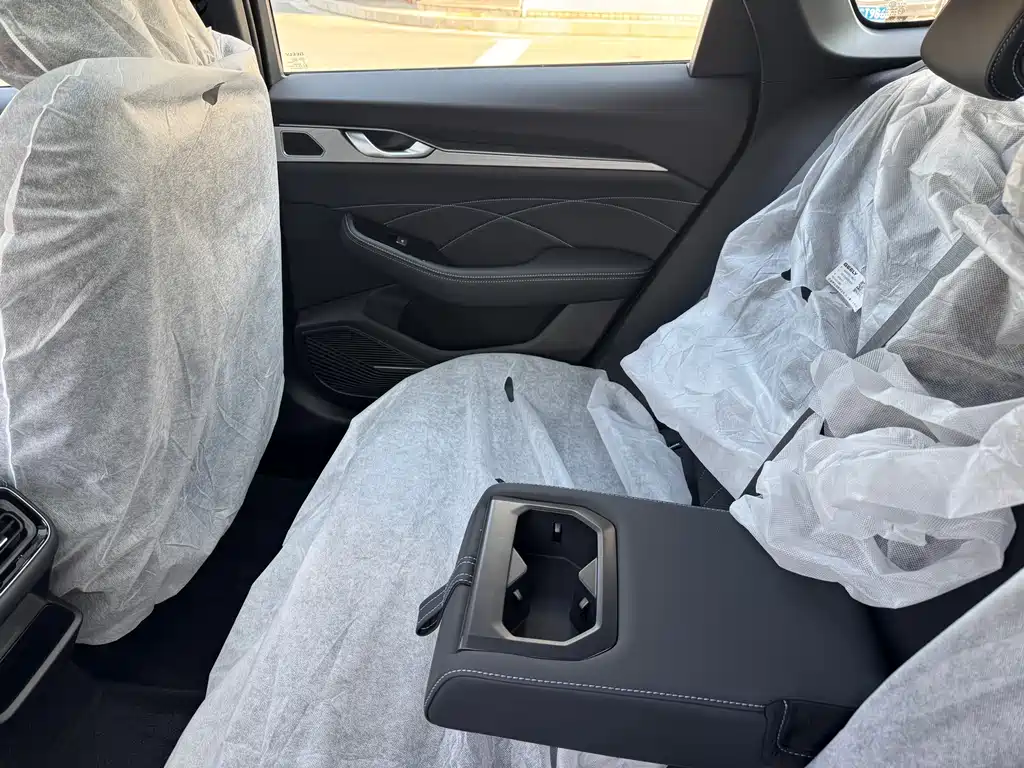 GEELY AUTOMOBILE XINGRUI