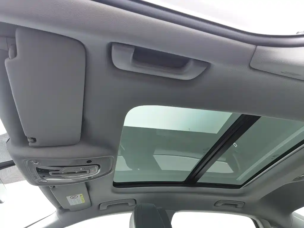 Audi A4L — миниатюра 14