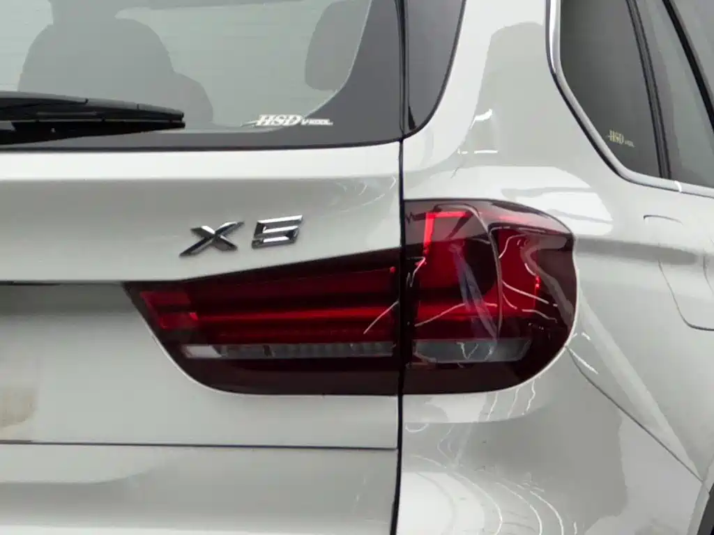 BMW X5 (Import) — миниатюра 6