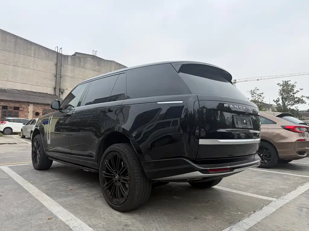 Land Rover Range Rover — миниатюра 12