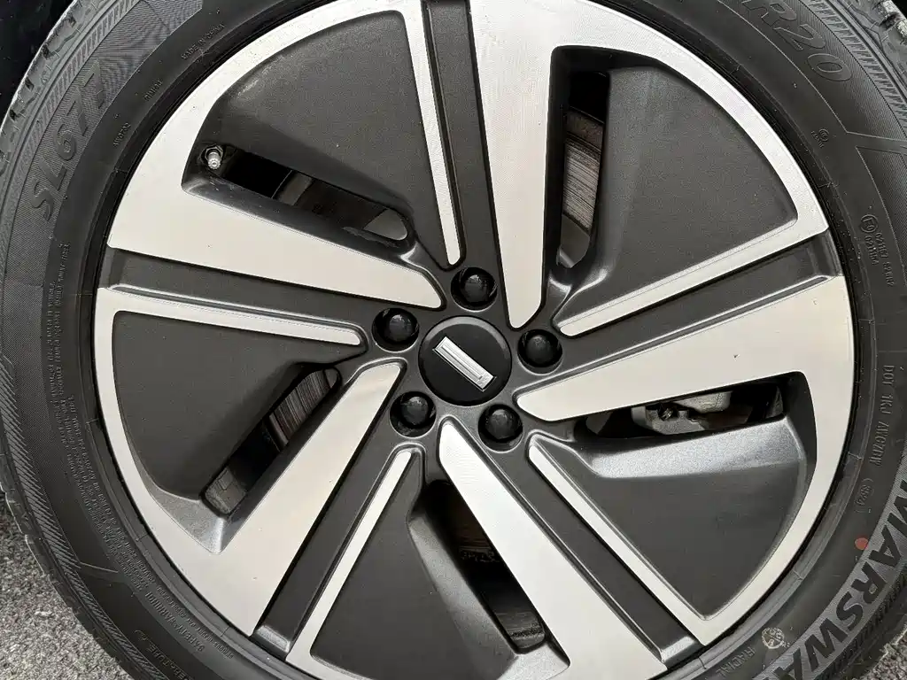 WEI PAI WEI BRAND BLUE MOUNTAIN