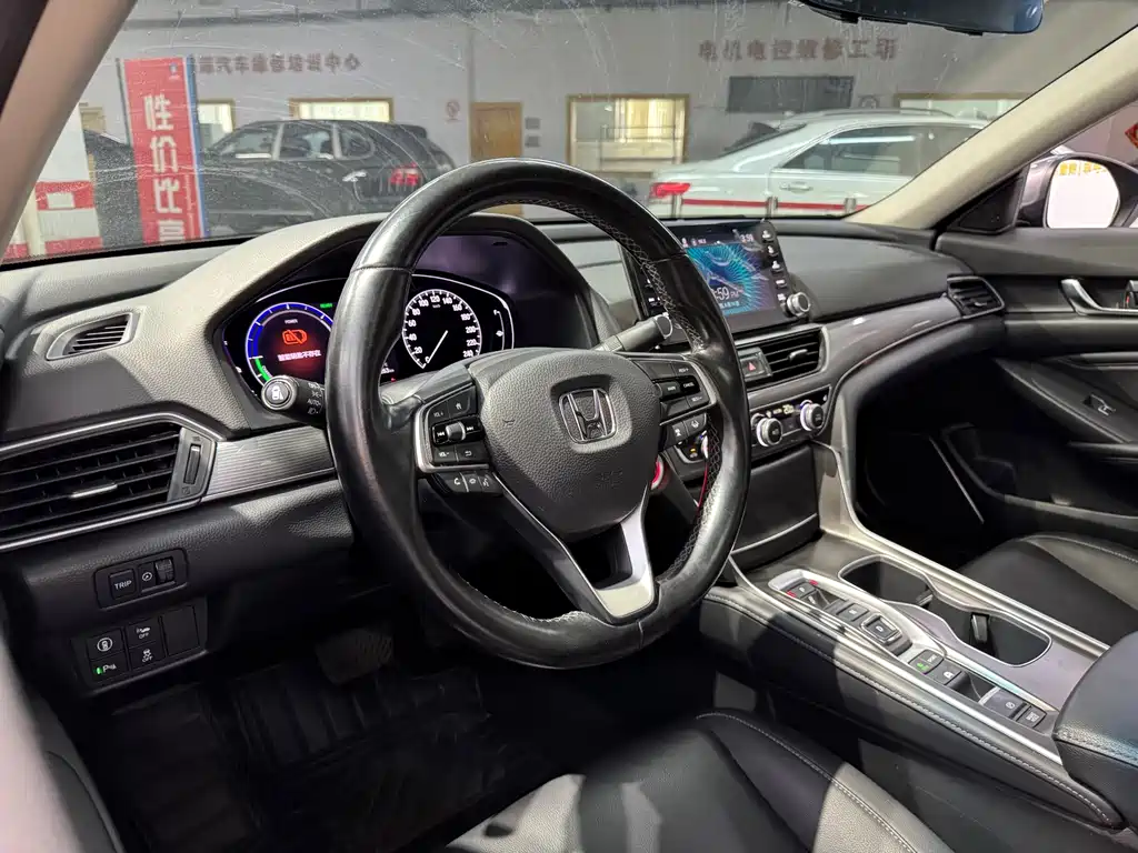 Honda Accord Sharp Hybrid 2.0L Sharp Smart Edition China VI, фото 14
