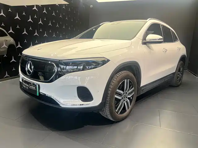 MERCEDES-BENZ EQA 2024