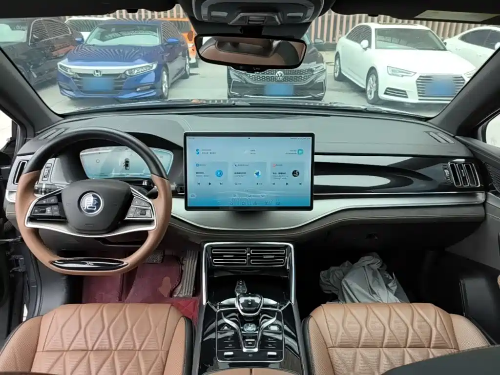 BYD Tang New Energy — миниатюра 10