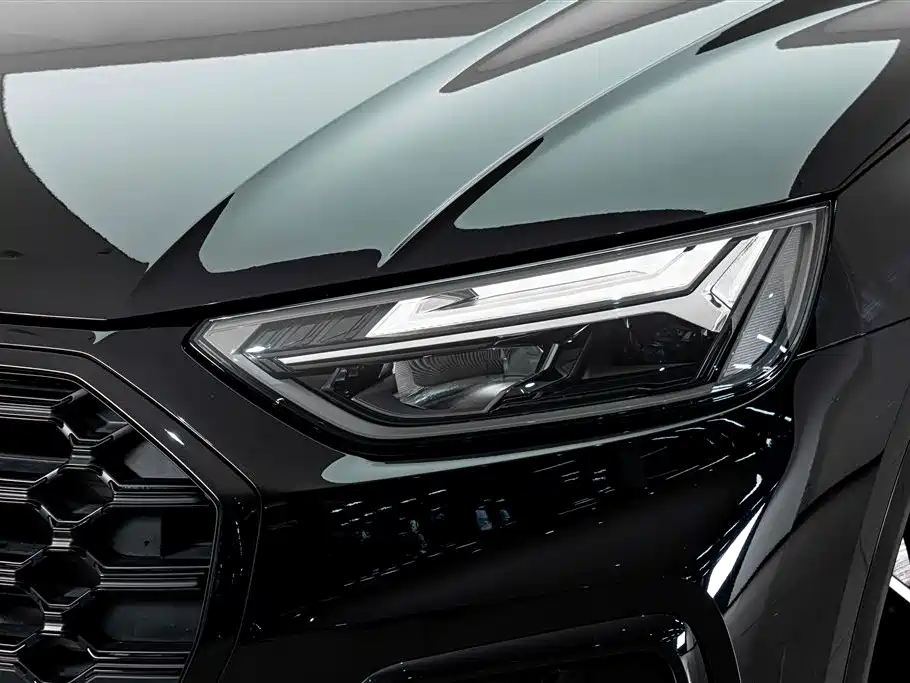Audi Q5L — миниатюра 4