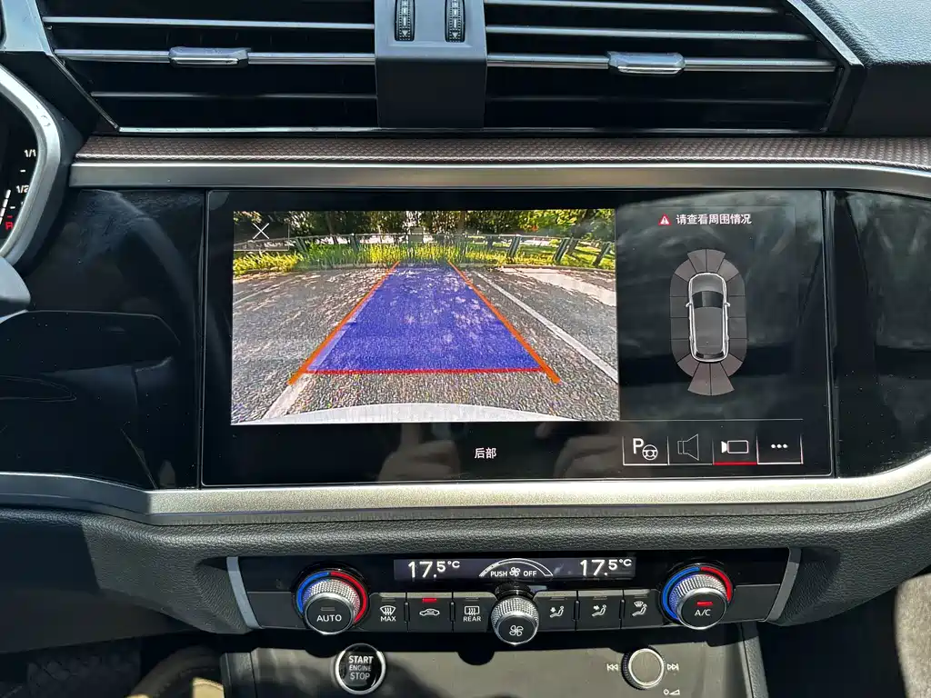 Audi Q3 — миниатюра 12