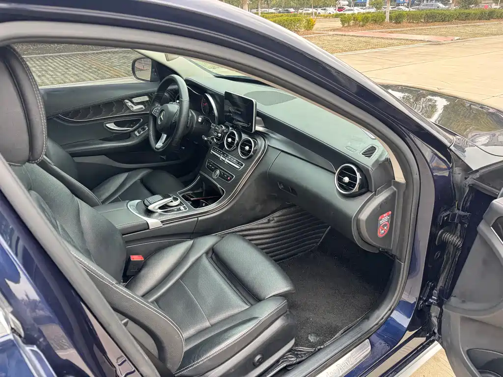 MERCEDES-BENZ C CLASS