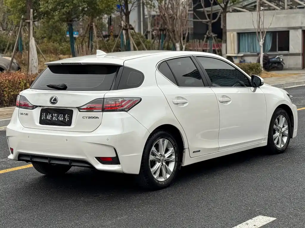 LEXUS CT
