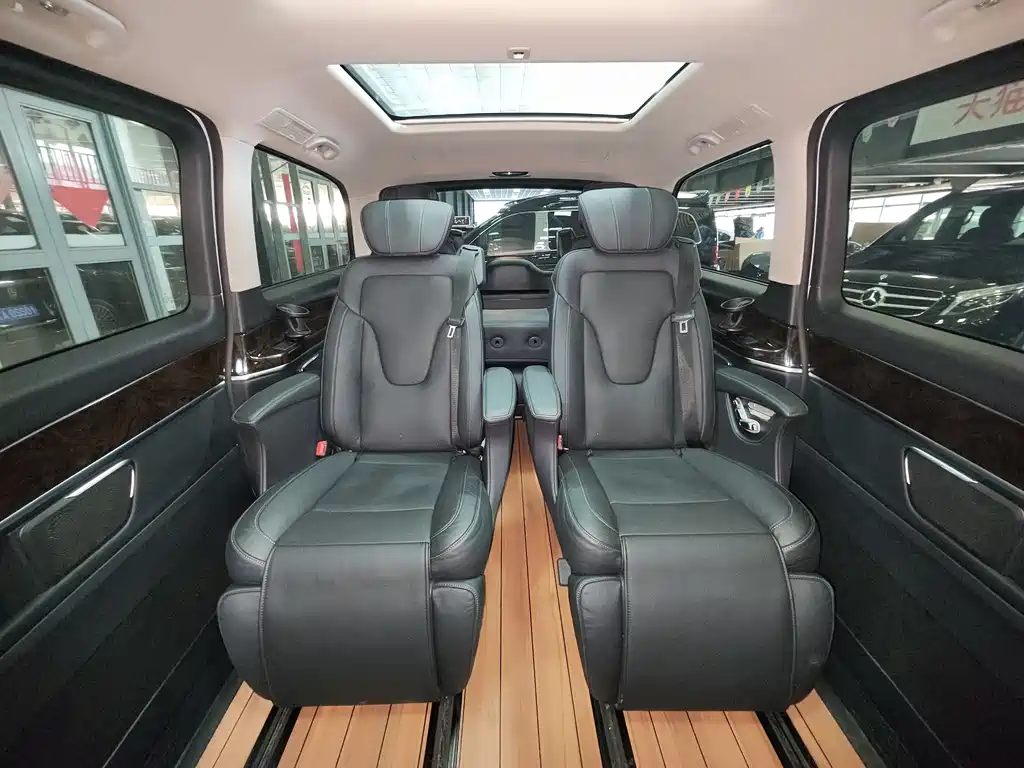 Mercedes-Benz V-Class V 2018 V 260 Luxury V