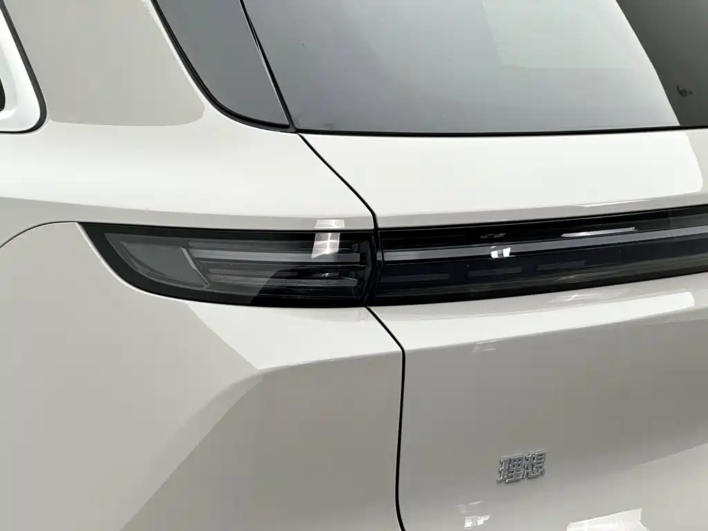 Li Auto Li L6 — миниатюра 32