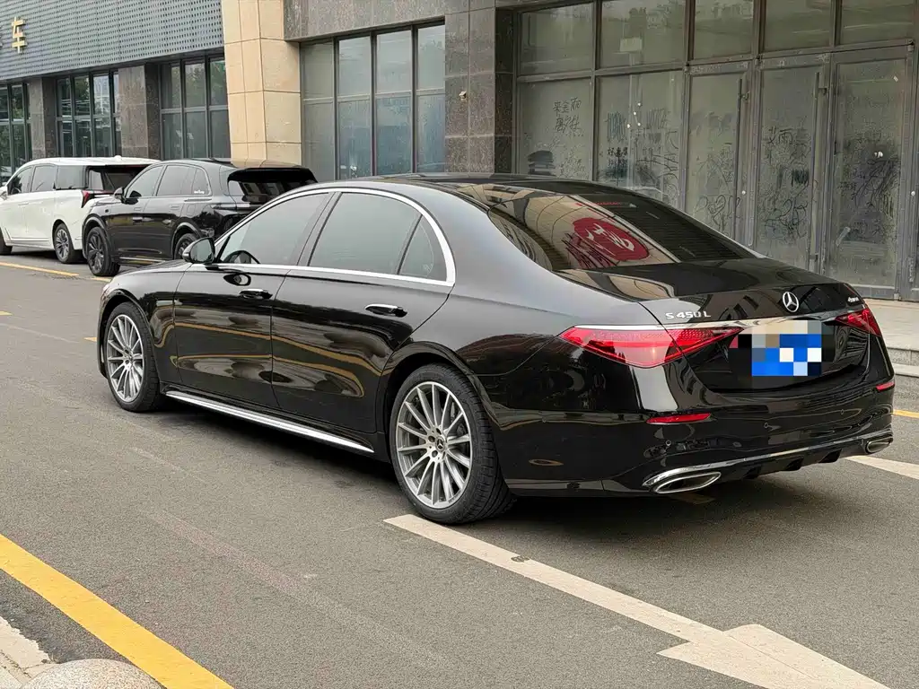 Mercedes-Benz S-Class — миниатюра 4