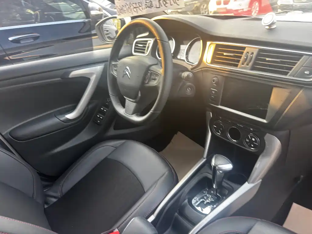 Citroen C3-XR — миниатюра 5