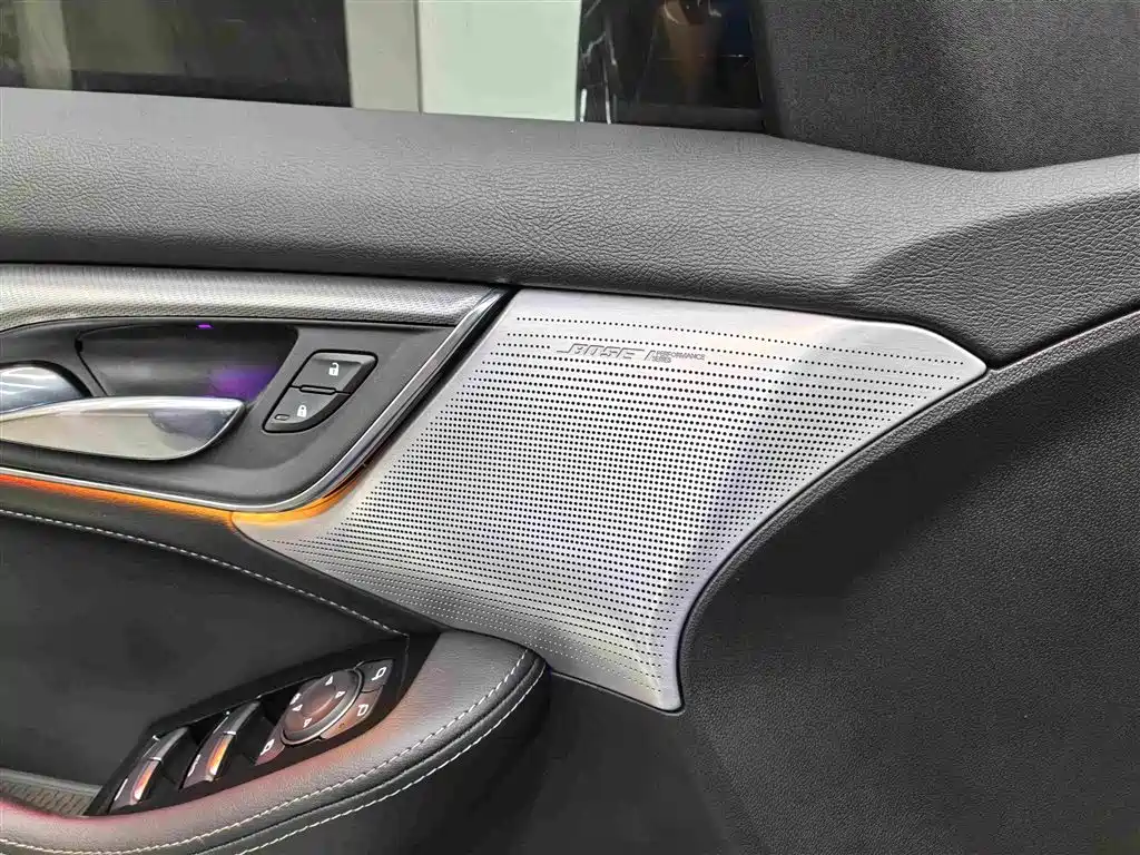 Cadillac CT5 — миниатюра 10