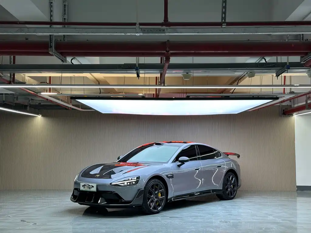 XIAOMI CAR XIAOMI SU7 ULTRA