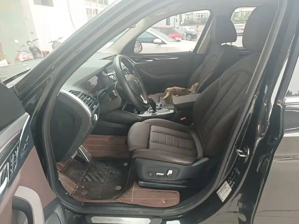 BMW X3 — миниатюра 15