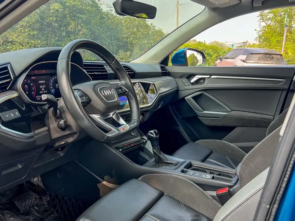 Audi Q3 Sportback — миниатюра 15