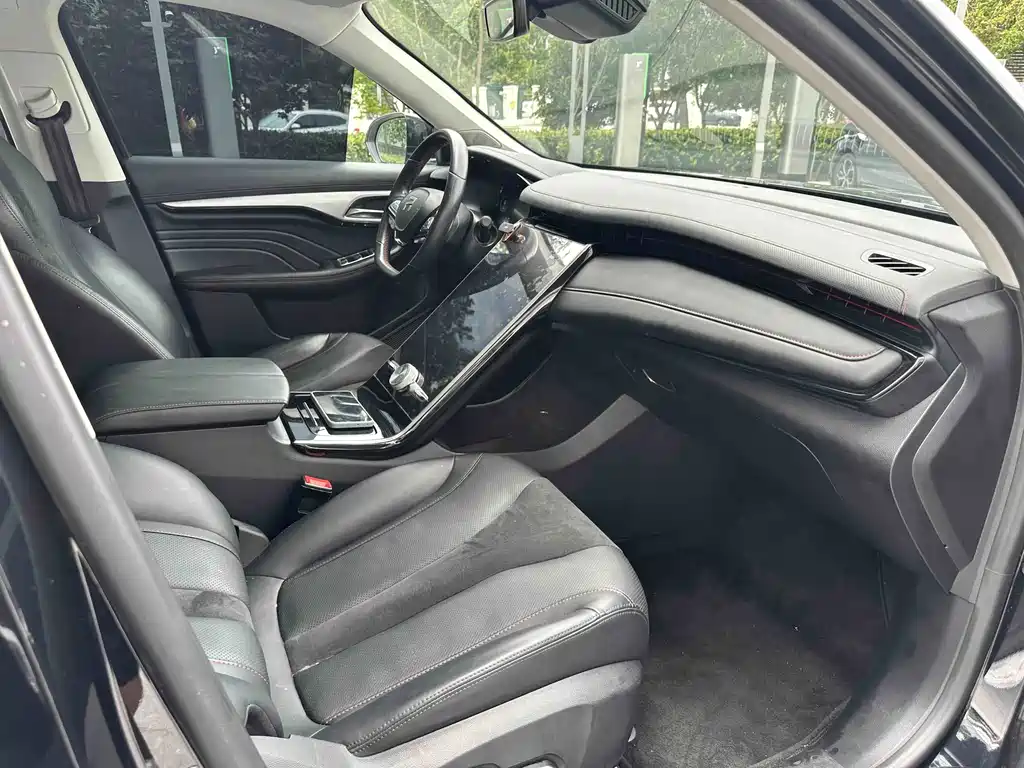 Roewe Feifan MARVEL R — миниатюра 4