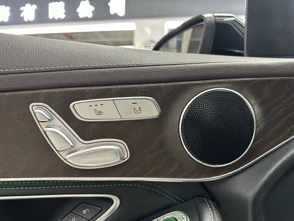 Mercedes-Benz GLC — миниатюра 16