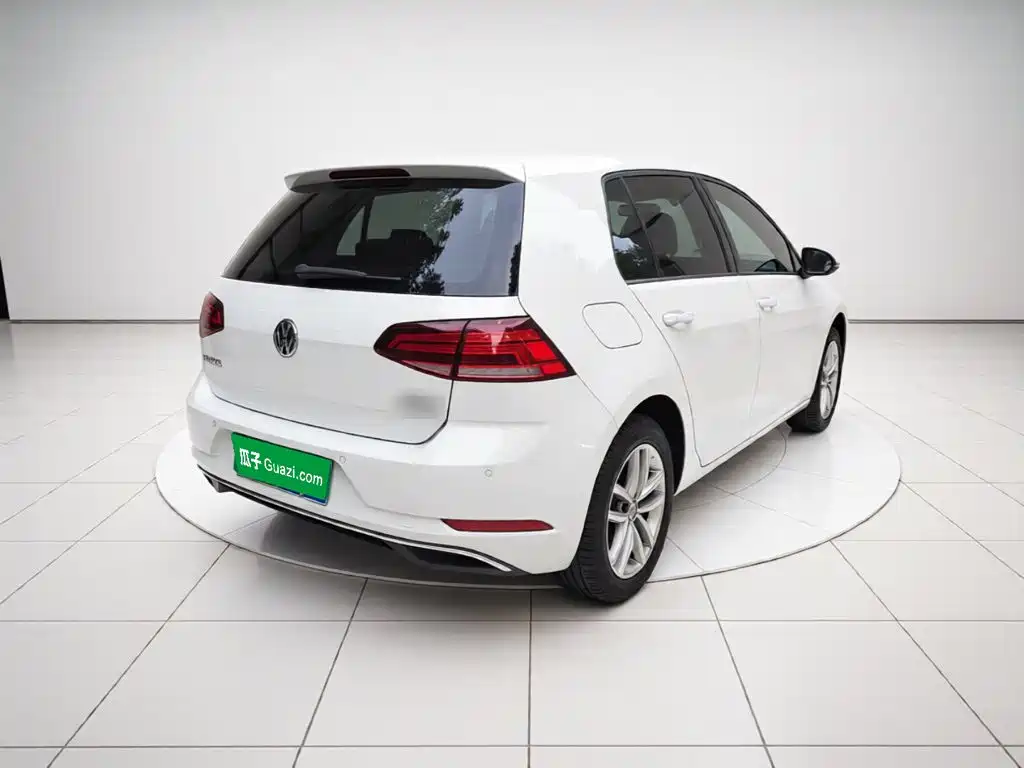 Volkswagen Golf — миниатюра 6