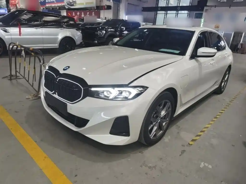 BMW i3 2024