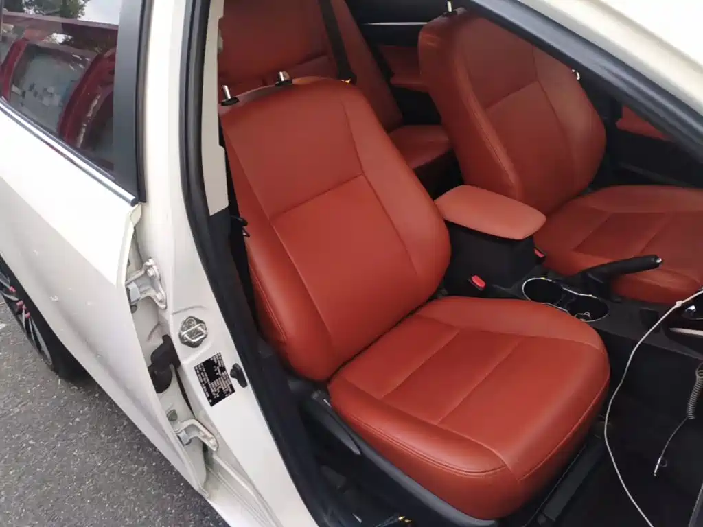 Toyota Corolla Hybrid — миниатюра 25
